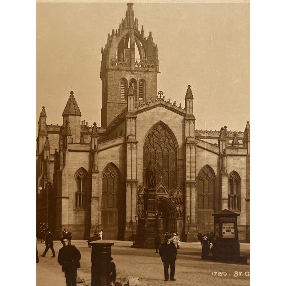 Antique RPPC Postcard Ephemera Early 1900s Picture Judges LTD St Giles Edinburgh - Picture 1 of 5